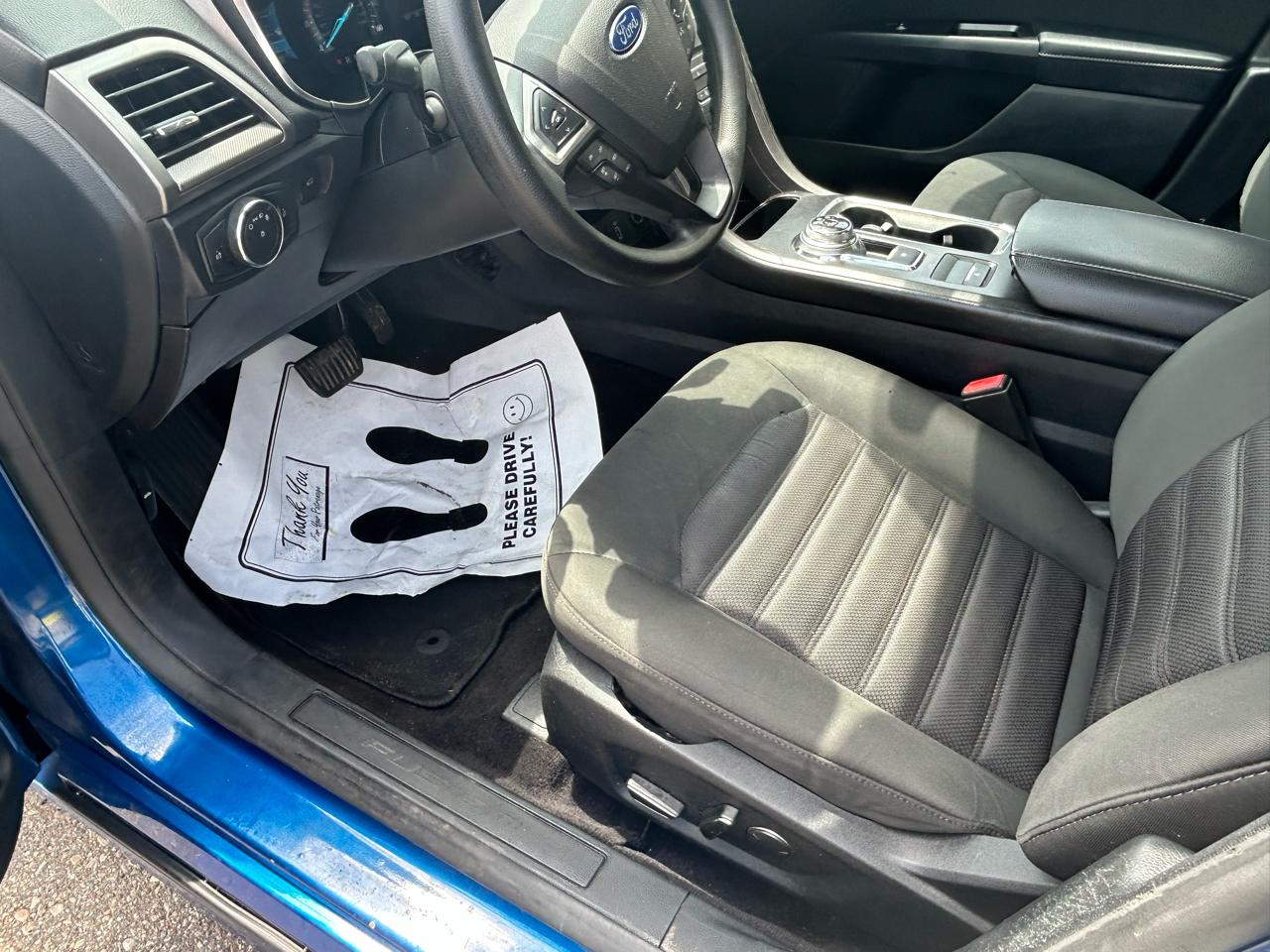 Ford Fusion SE FWD 2017