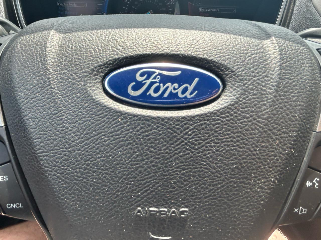 Ford Fusion SE FWD 2017