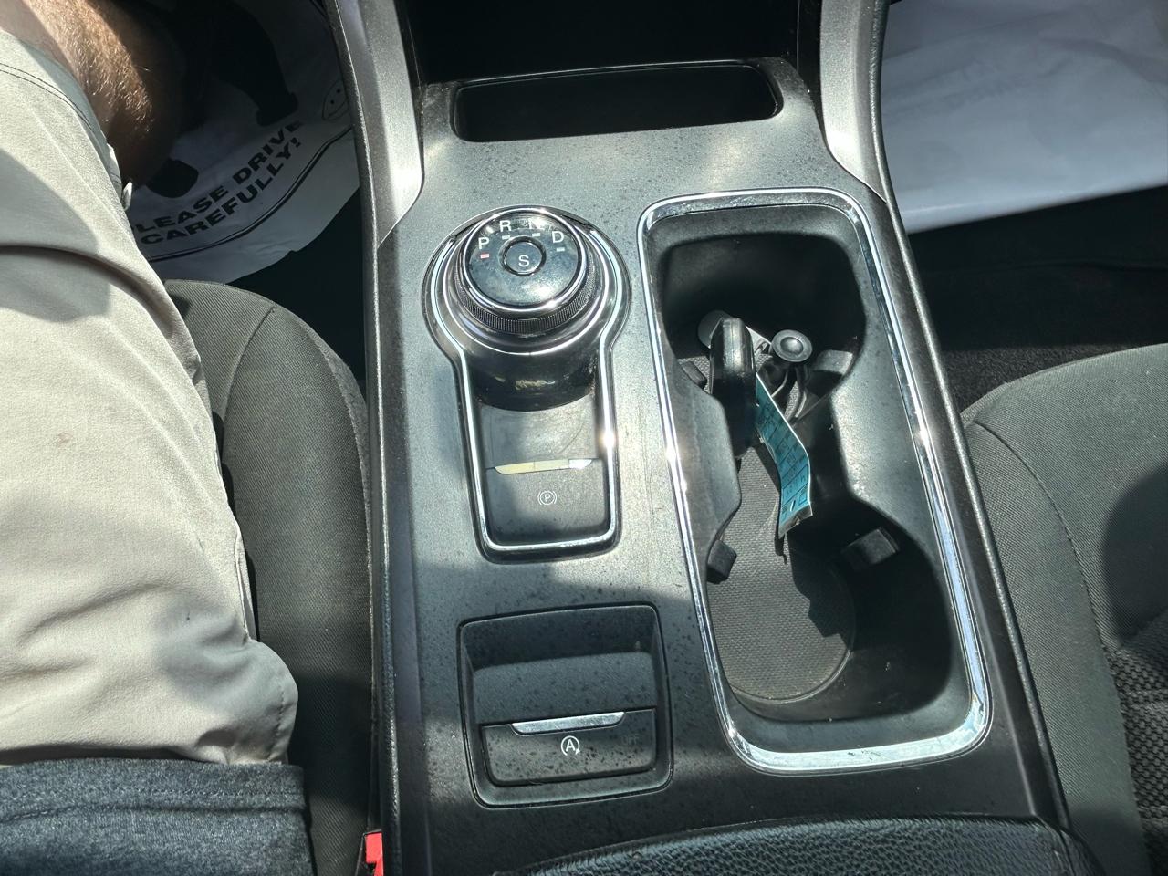 Ford Fusion SE FWD 2017