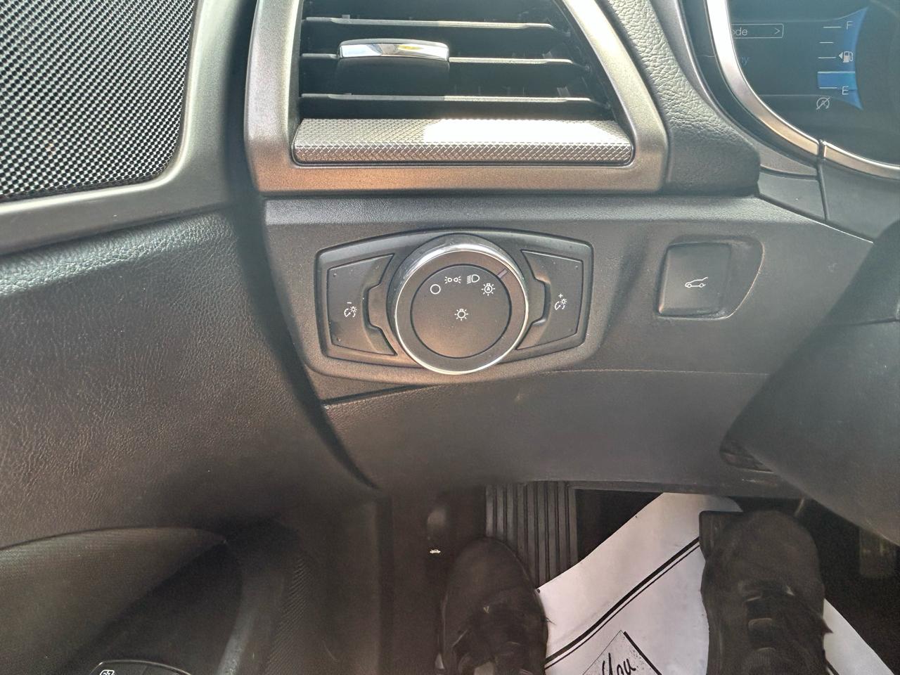 Ford Fusion SE FWD 2017
