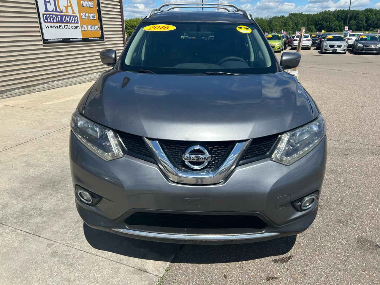 Nissan Rogue AWD 4dr SV 2016