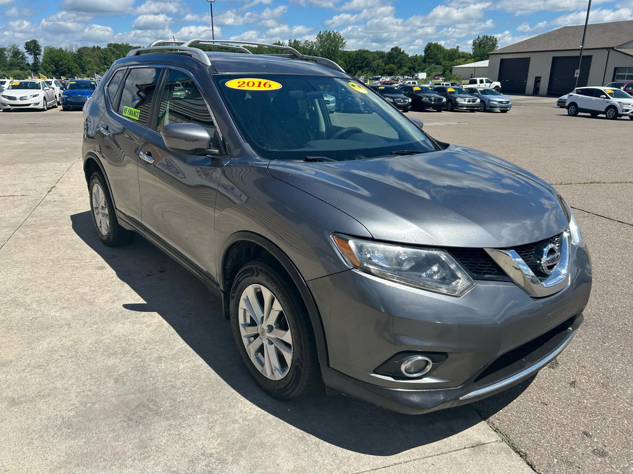 Nissan Rogue AWD 4dr SV 2016