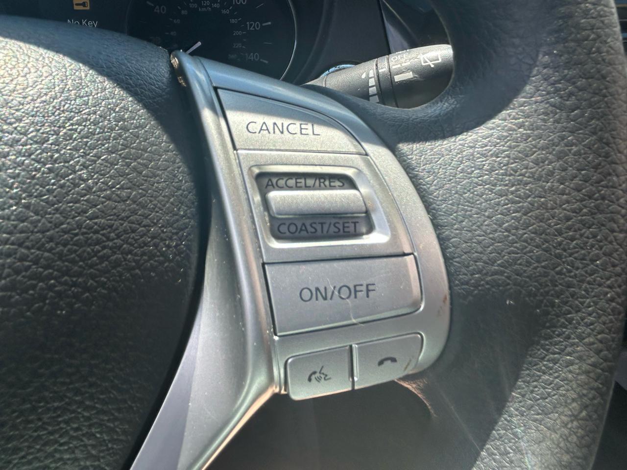 Nissan Rogue AWD 4dr SV 2016