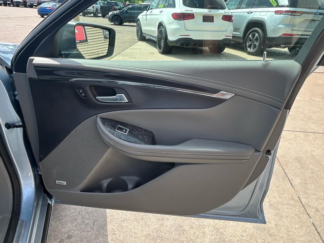 Chevrolet Impala 4dr Sdn LTZ w/2LZ 2014