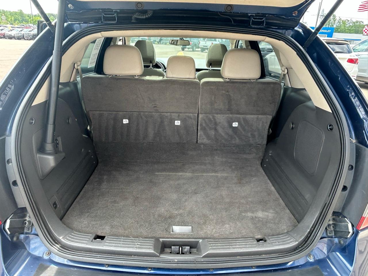 Ford Edge 4dr Limited FWD 2012