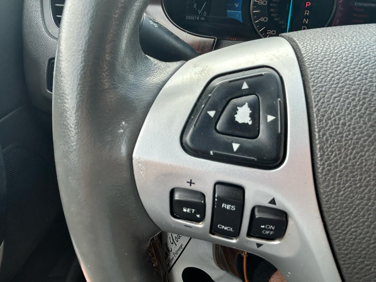 Ford Edge 4dr Limited FWD 2012