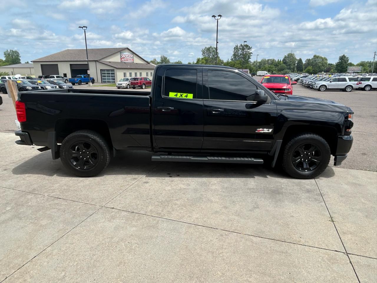 Chevrolet Silverado 1500 4WD Double Cab 143.5" LT w/2LT 2016