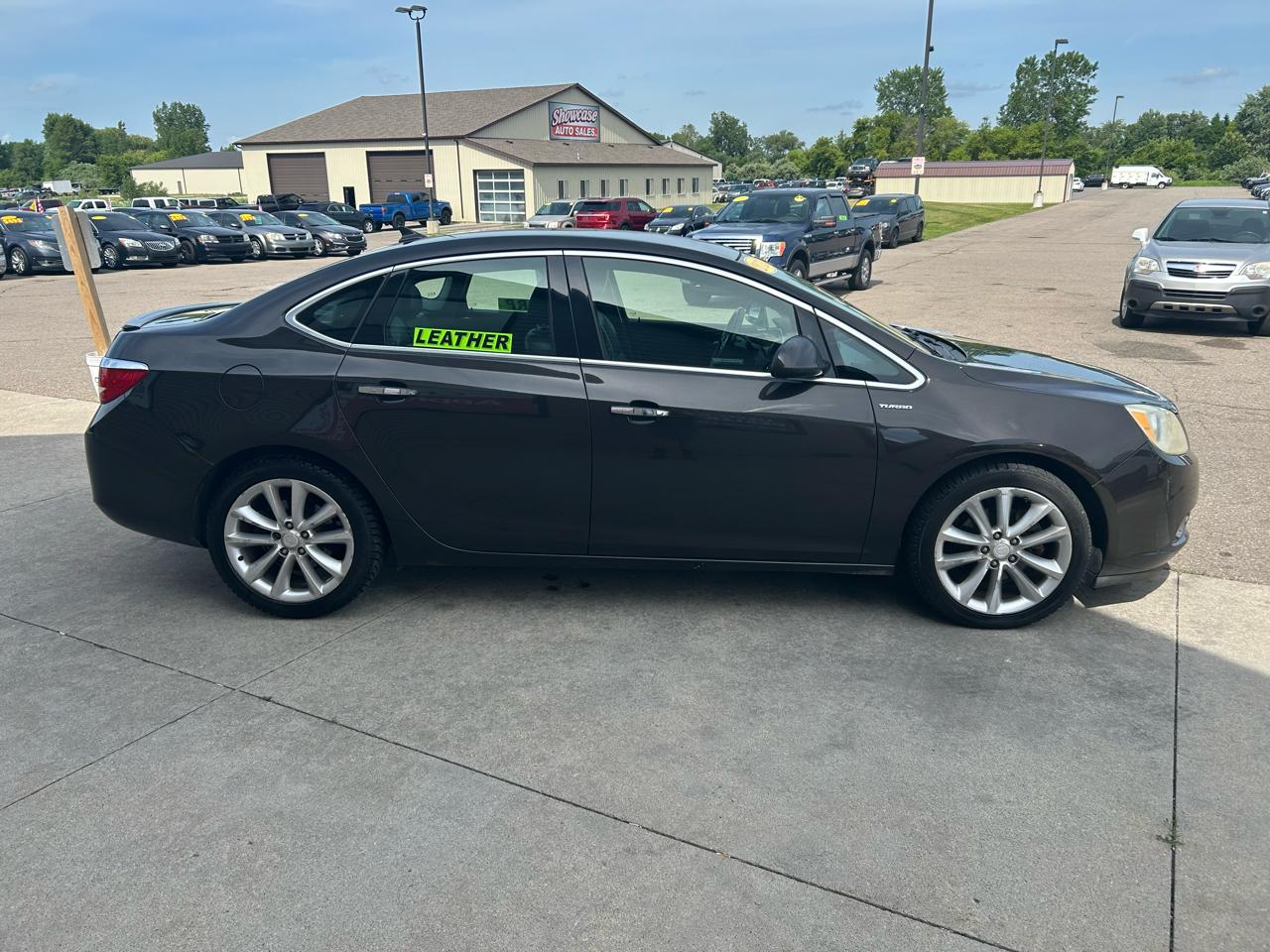 Buick Verano 4dr Sdn Premium Group 2013