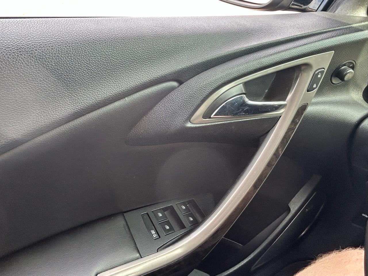 Buick Verano 4dr Sdn Premium Group 2013