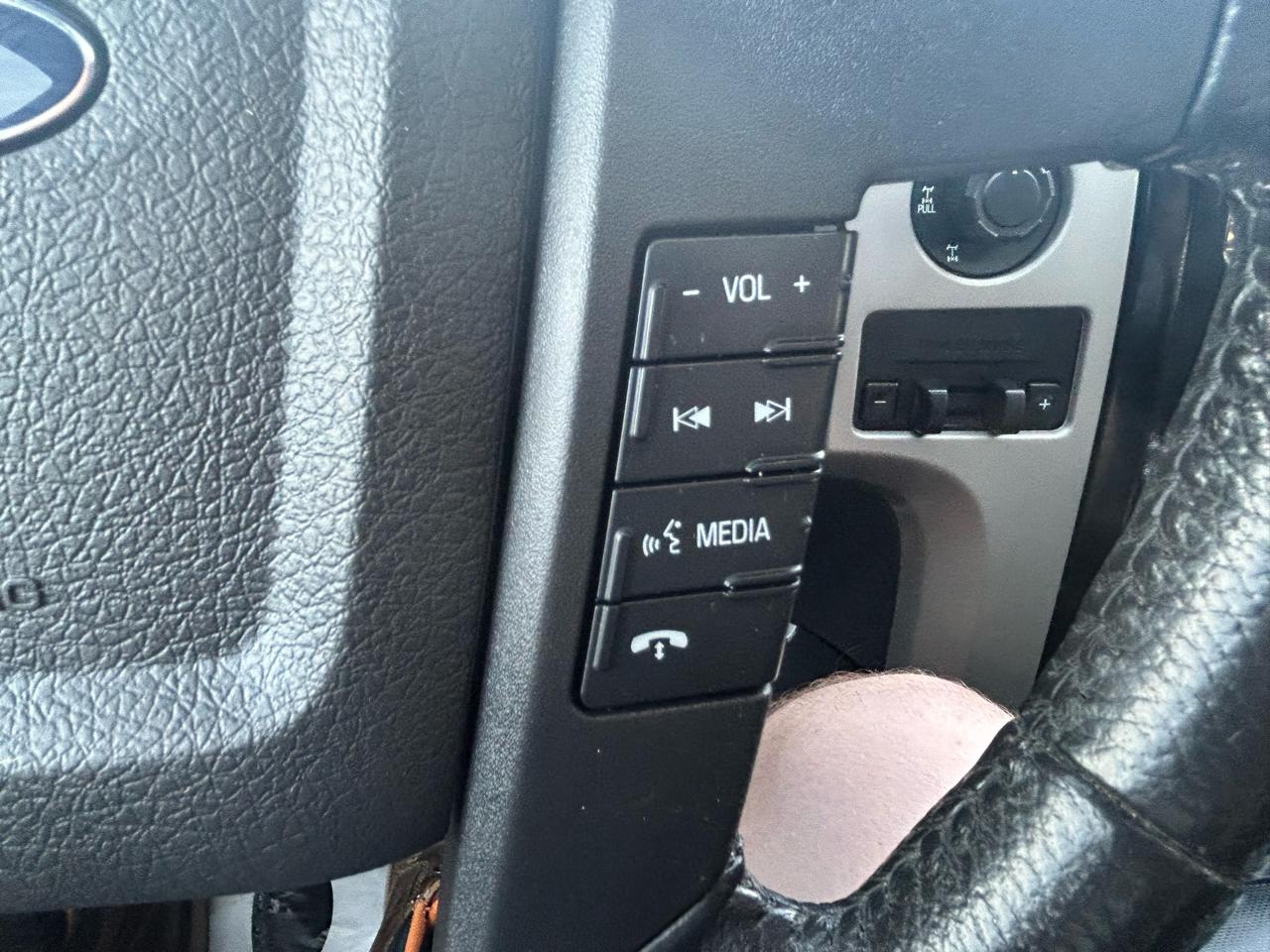 Ford F-150 4WD SuperCrew 145" FX4 2012