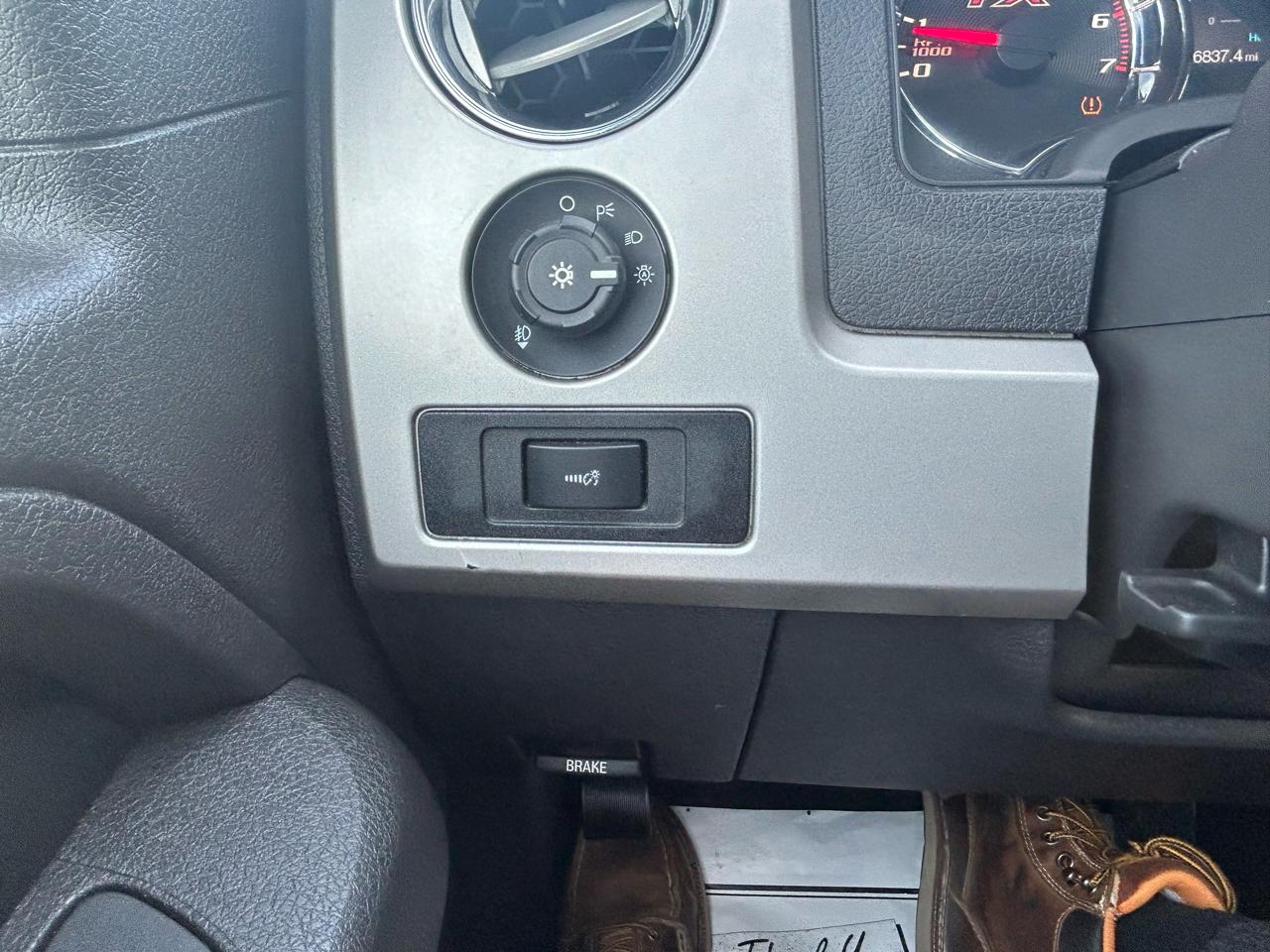 Ford F-150 4WD SuperCrew 145" FX4 2012