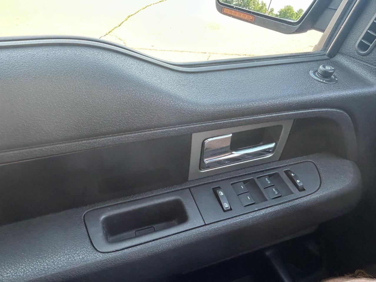 Ford F-150 4WD SuperCrew 145" FX4 2012