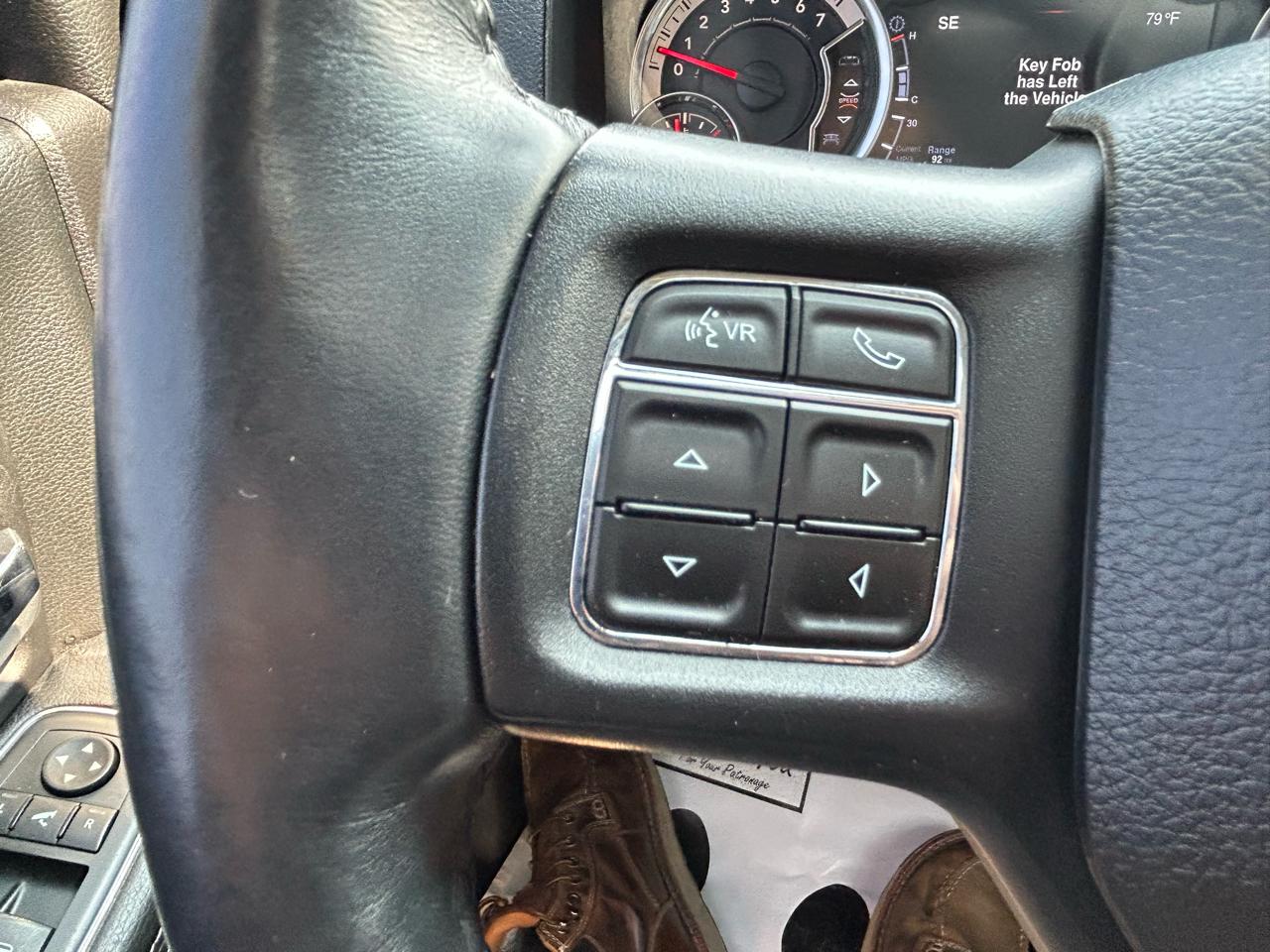 RAM 1500 4WD Quad Cab 140.5" Sport 2016