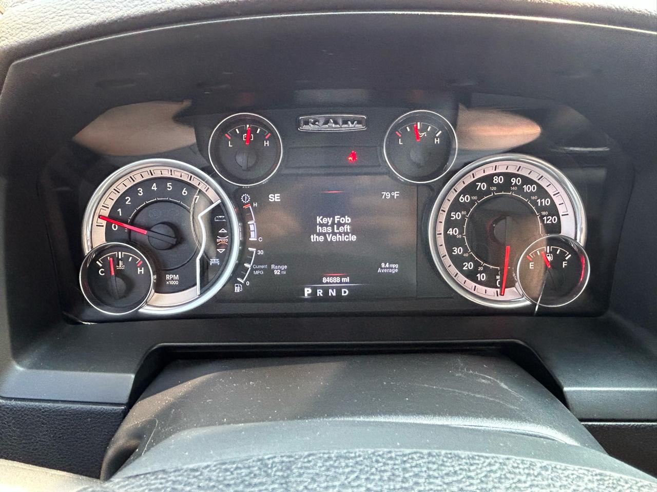 RAM 1500 4WD Quad Cab 140.5" Sport 2016