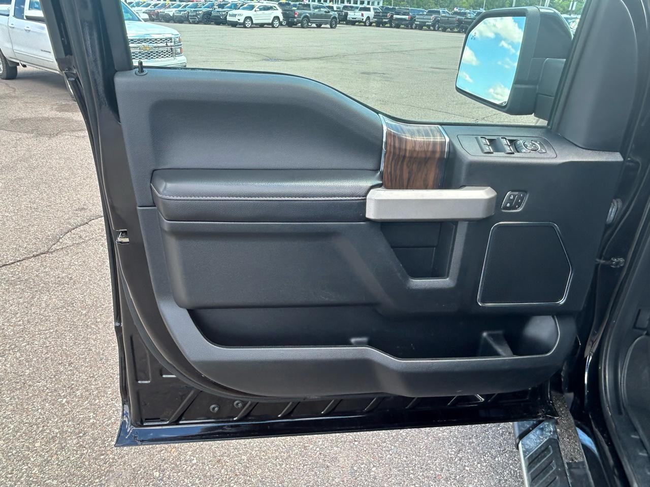 Ford F-150 Lariat 4WD SuperCrew 5.5' Box 2020