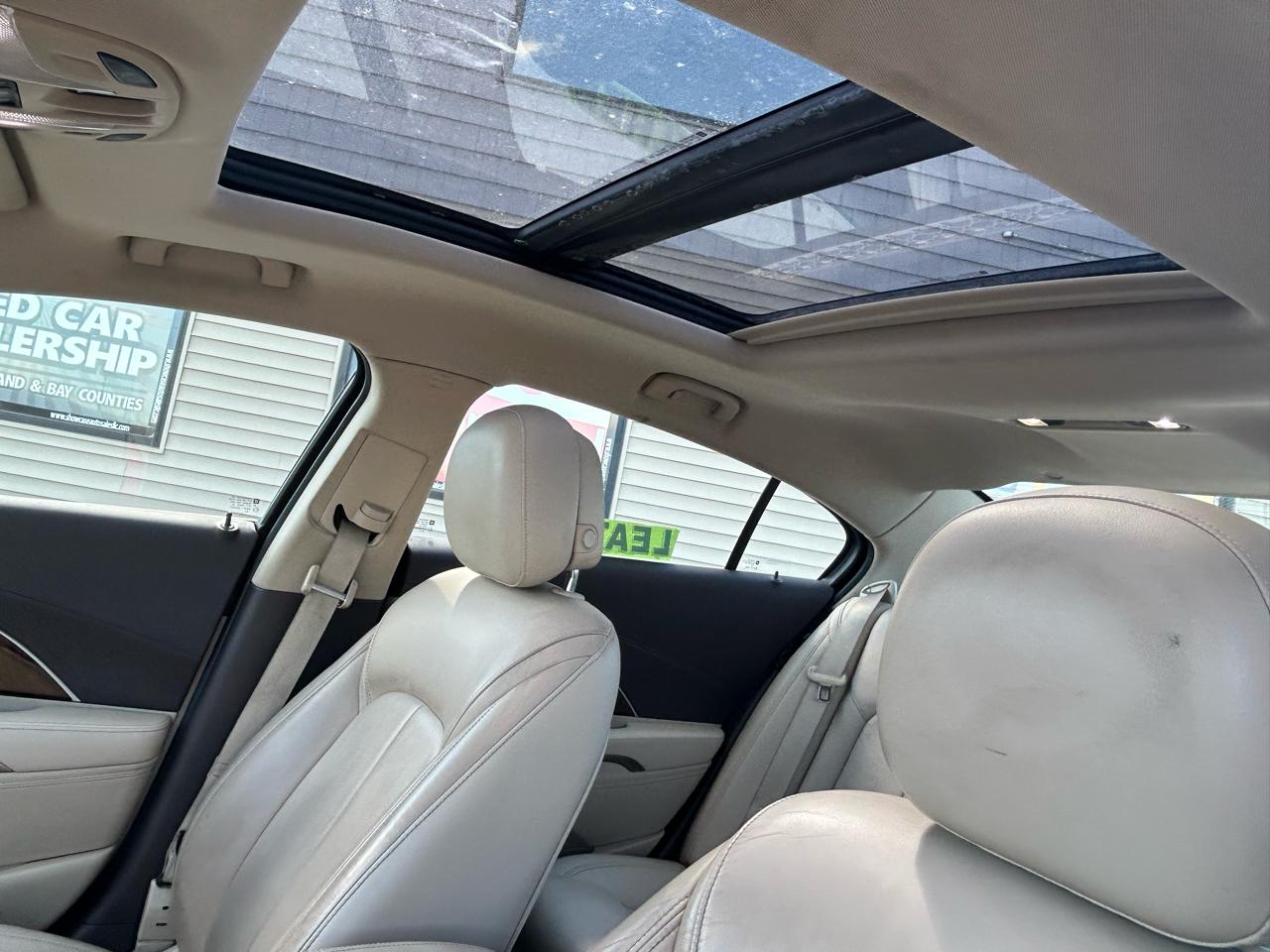 Buick LaCrosse 4dr Sdn Leather FWD 2014
