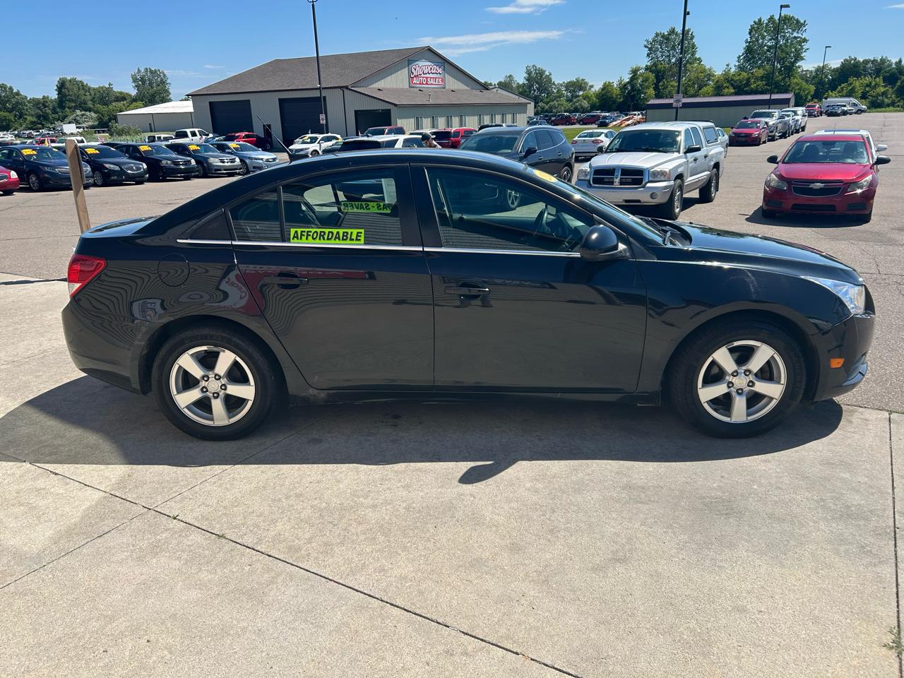 Chevrolet Cruze 4dr Sdn Auto 1LT 2013
