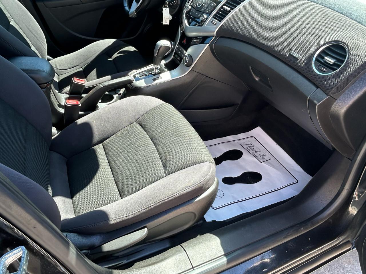 Chevrolet Cruze 4dr Sdn Auto 1LT 2013