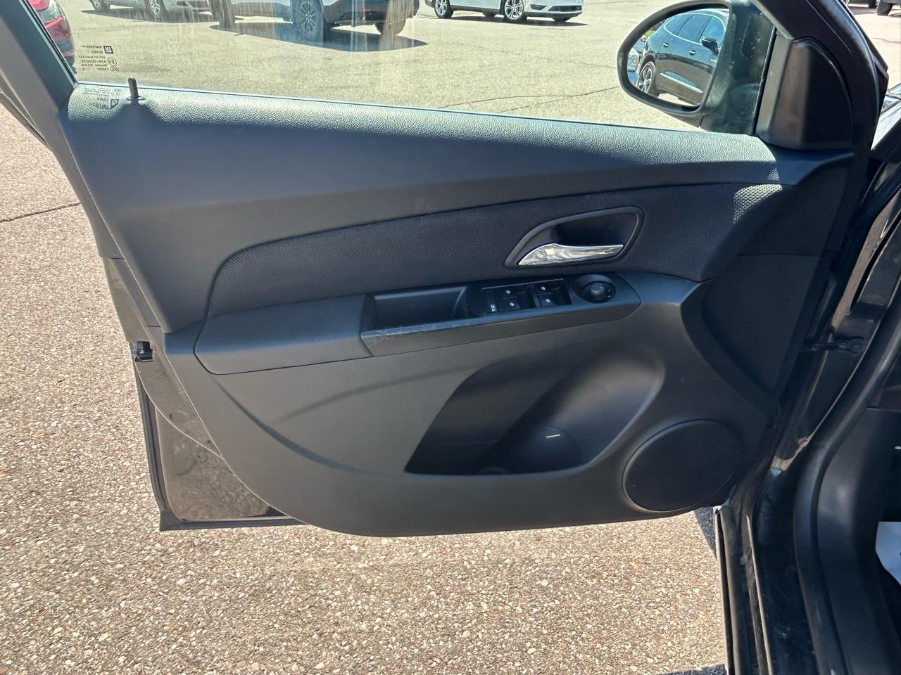 Chevrolet Cruze 4dr Sdn Auto 1LT 2013