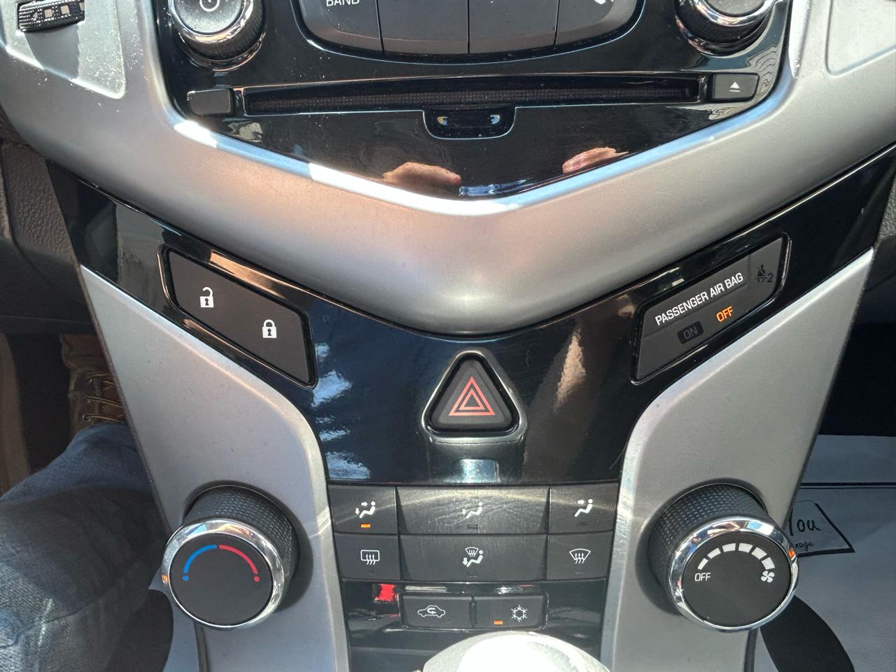 Chevrolet Cruze 4dr Sdn Auto 1LT 2013