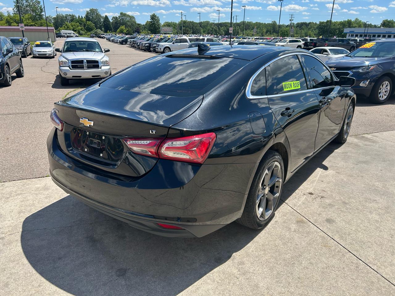 Chevrolet Malibu 4dr Sdn LT 2021