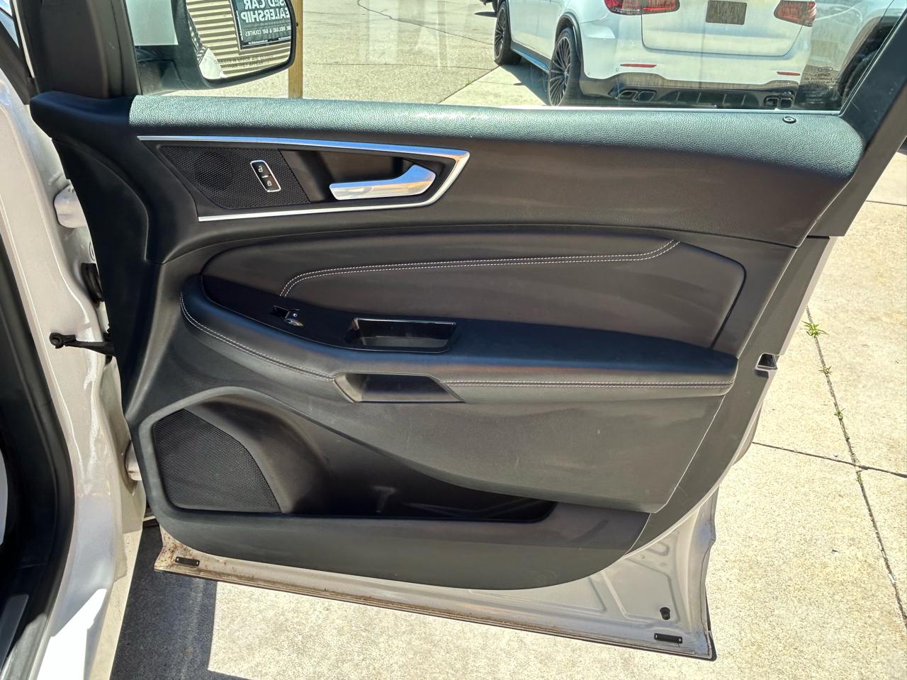 Ford Edge 4dr Titanium AWD 2015