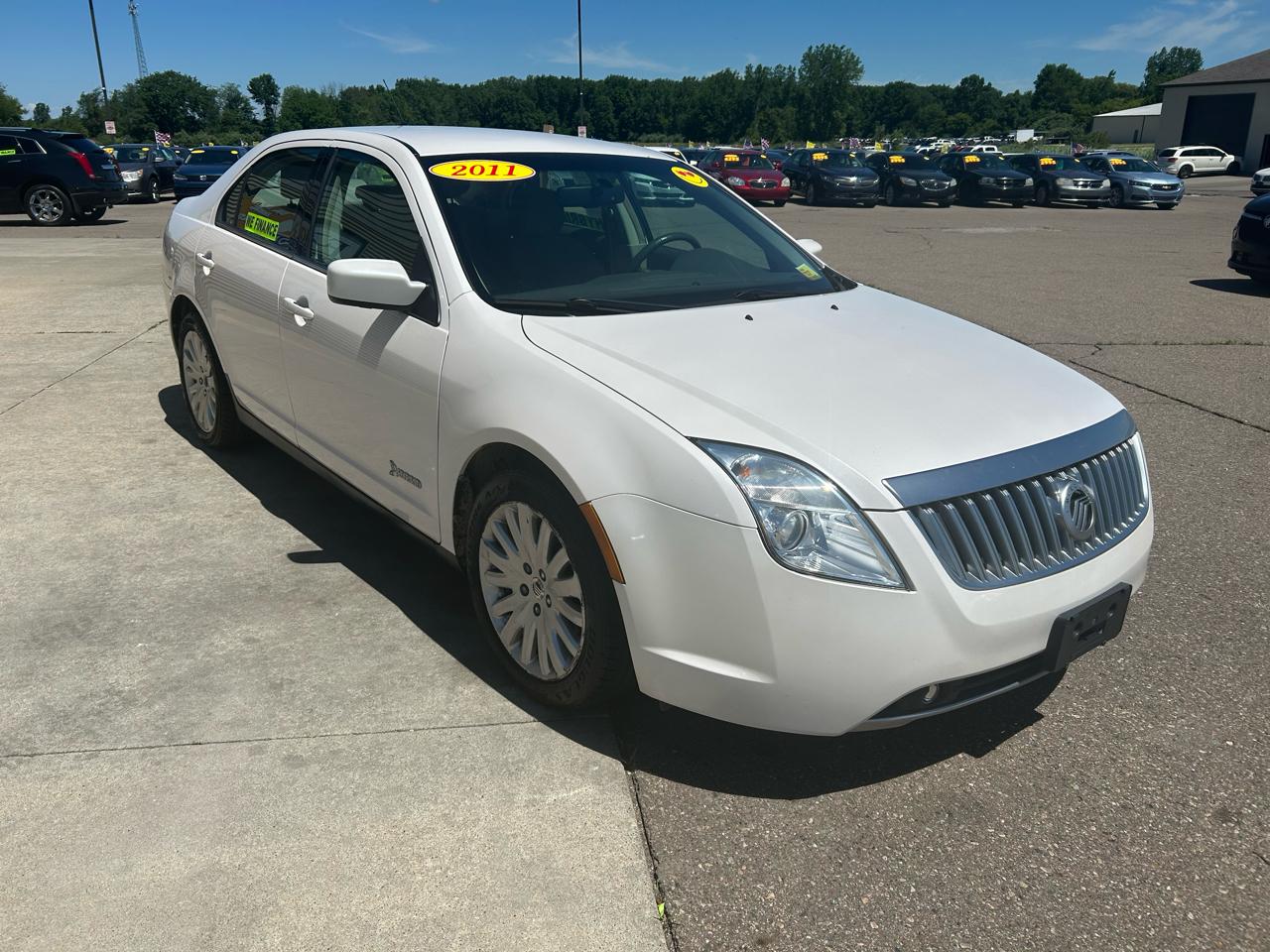 Mercury Milan 4dr Sdn Hybrid FWD 2011