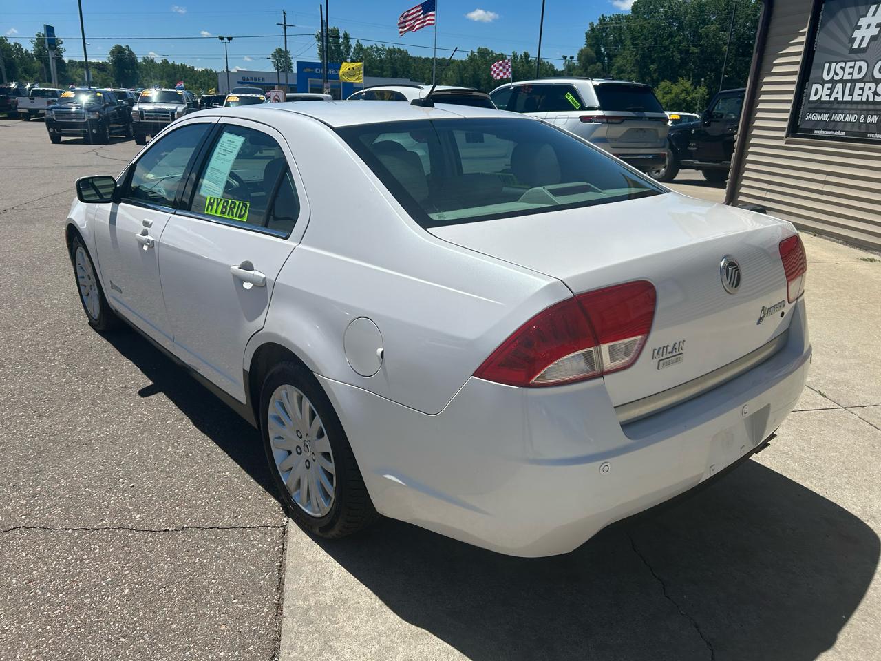Mercury Milan 4dr Sdn Hybrid FWD 2011