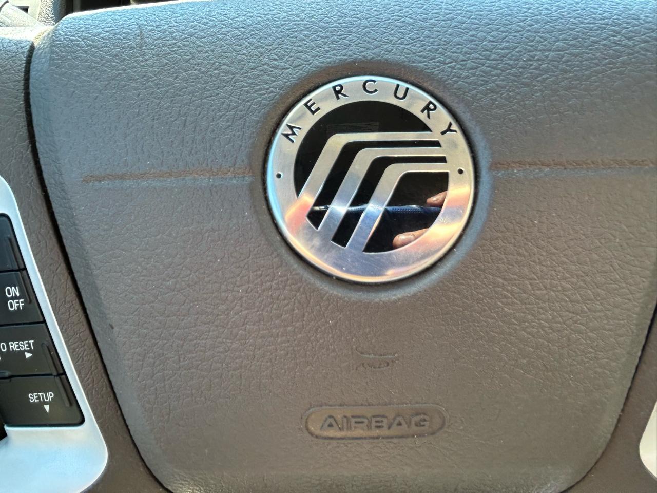 Mercury Milan 4dr Sdn Hybrid FWD 2011