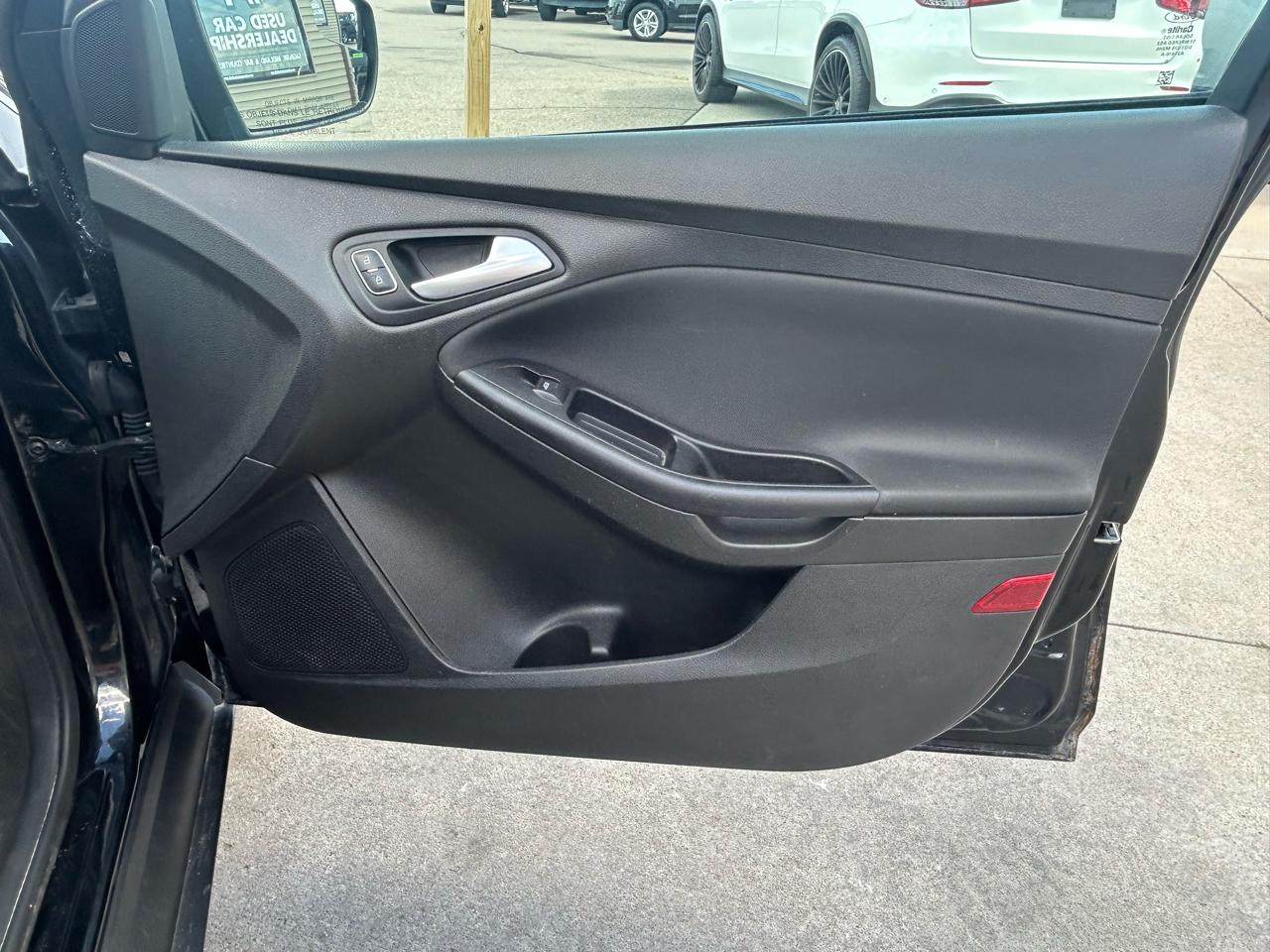 Ford Focus 5dr HB SE 2016