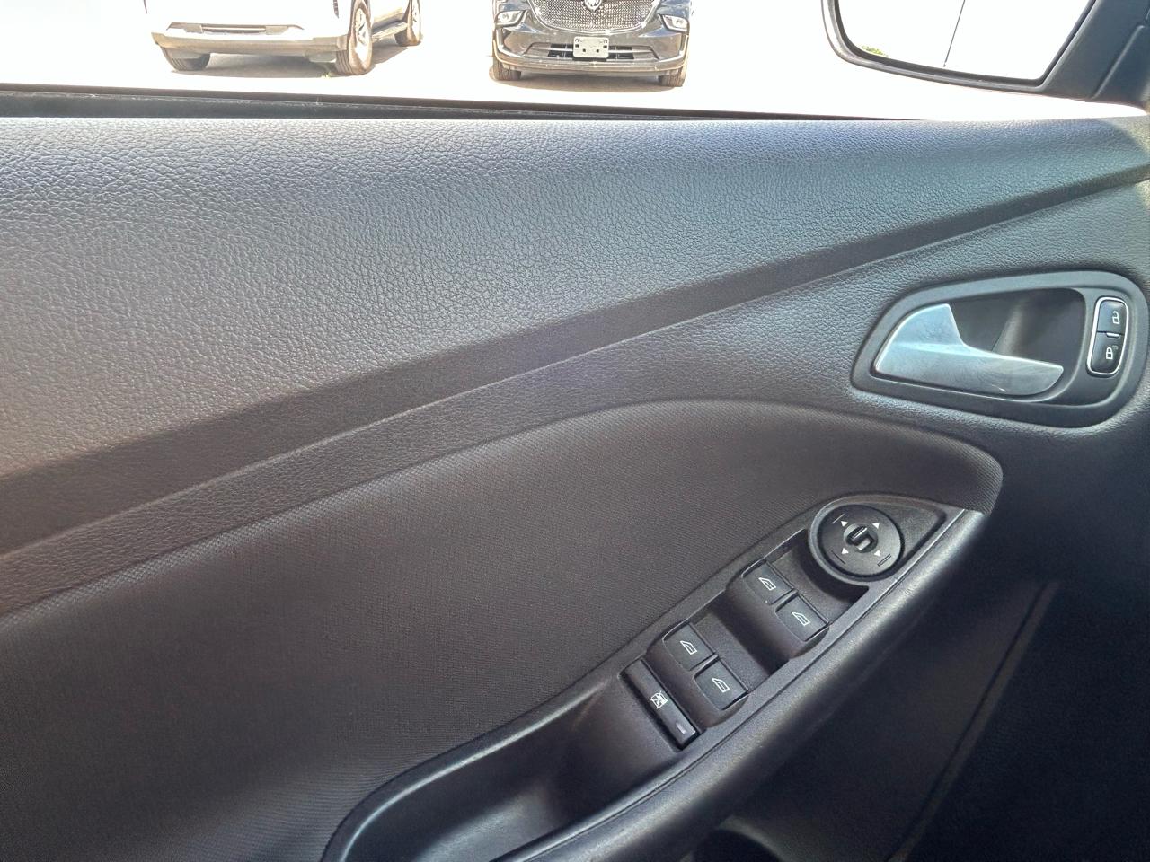 Ford Focus 5dr HB SE 2016