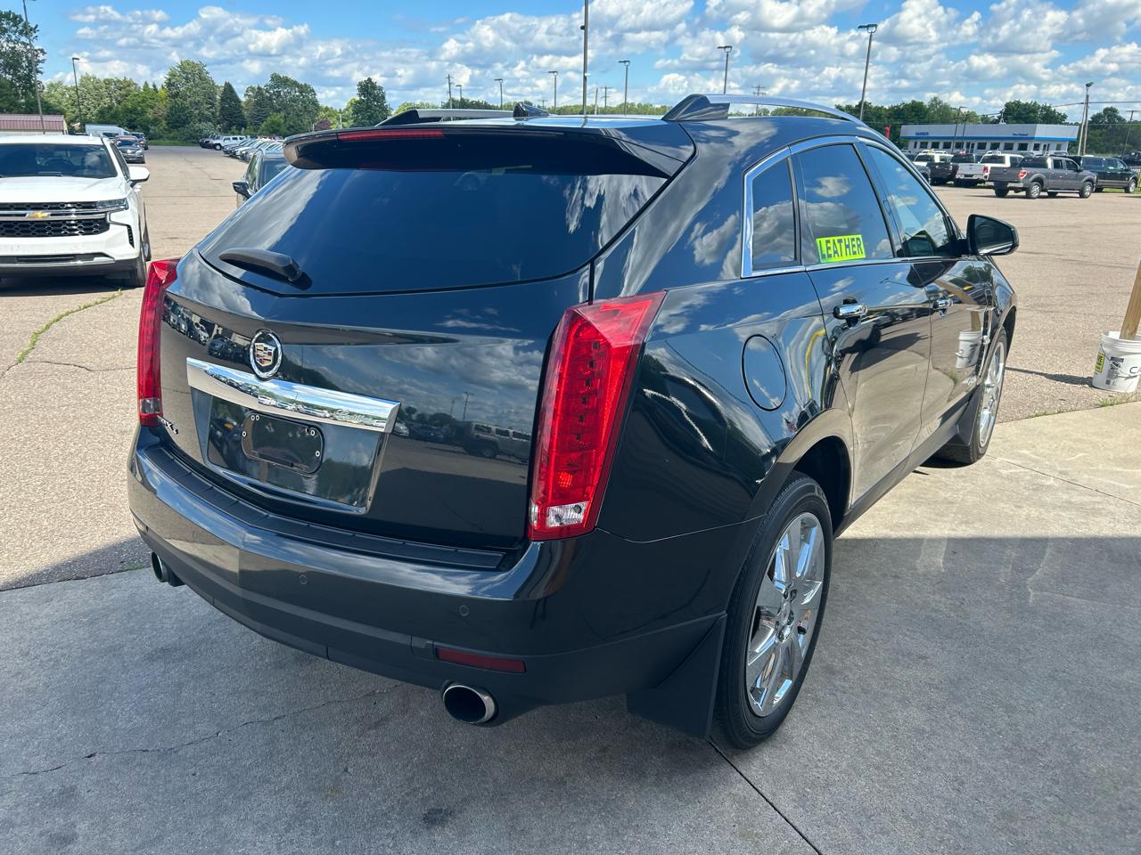 Cadillac SRX AWD 4dr Premium Collection 2011