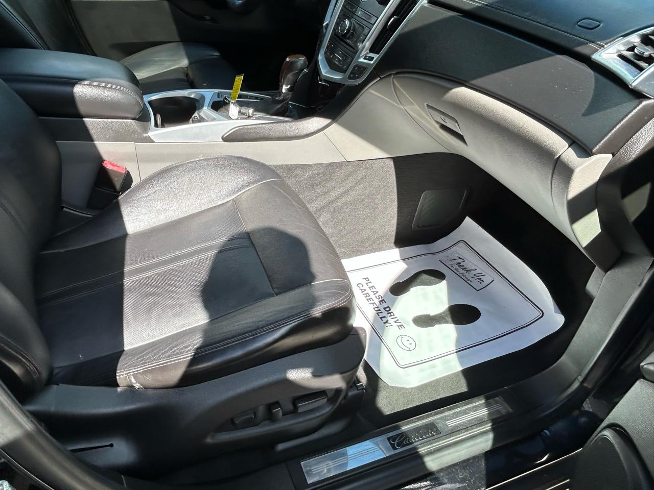 Cadillac SRX AWD 4dr Premium Collection 2011