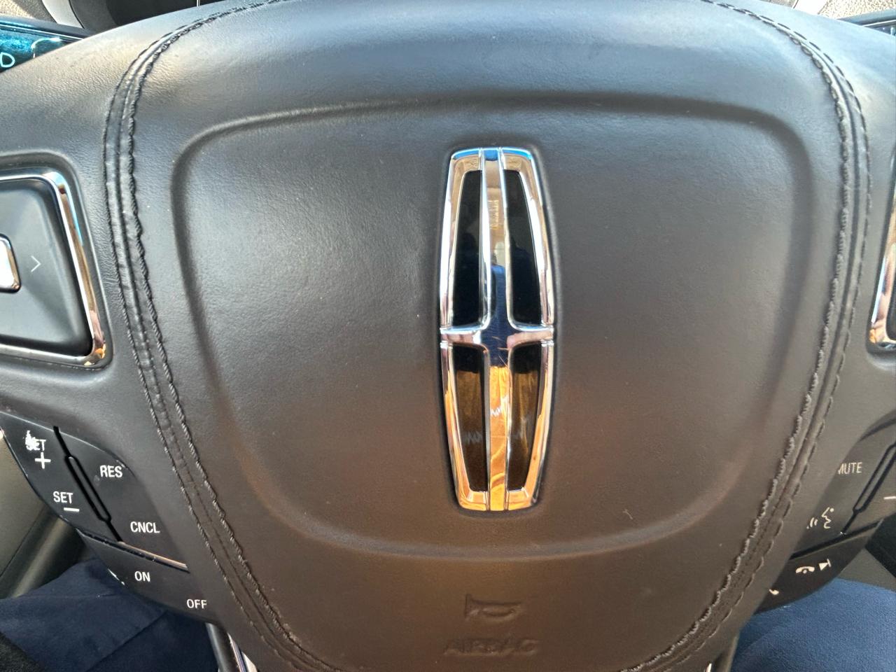 Lincoln MKZ Reserve AWD 2017