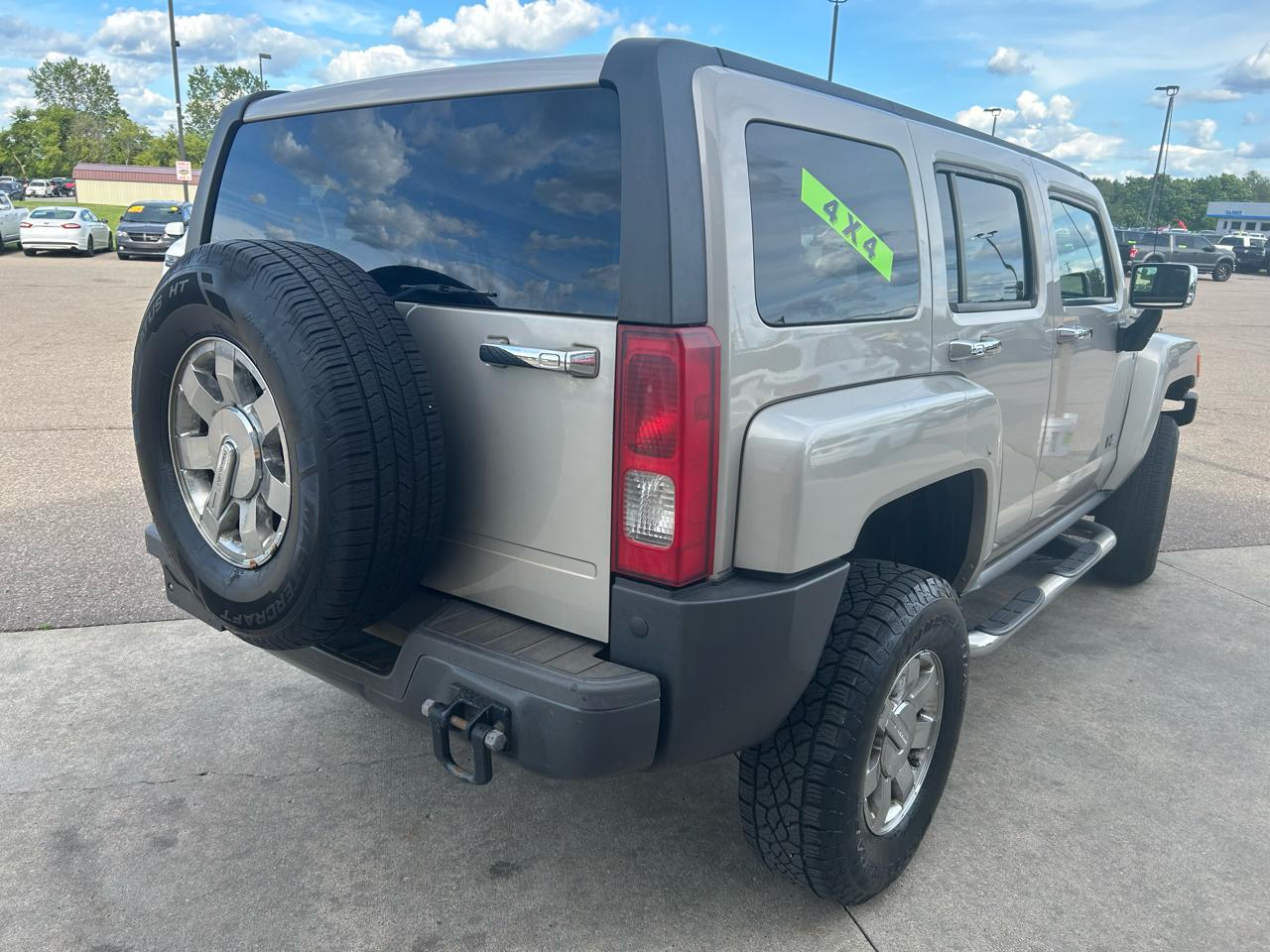 HUMMER H3 4WD 4dr SUV Luxury 2008