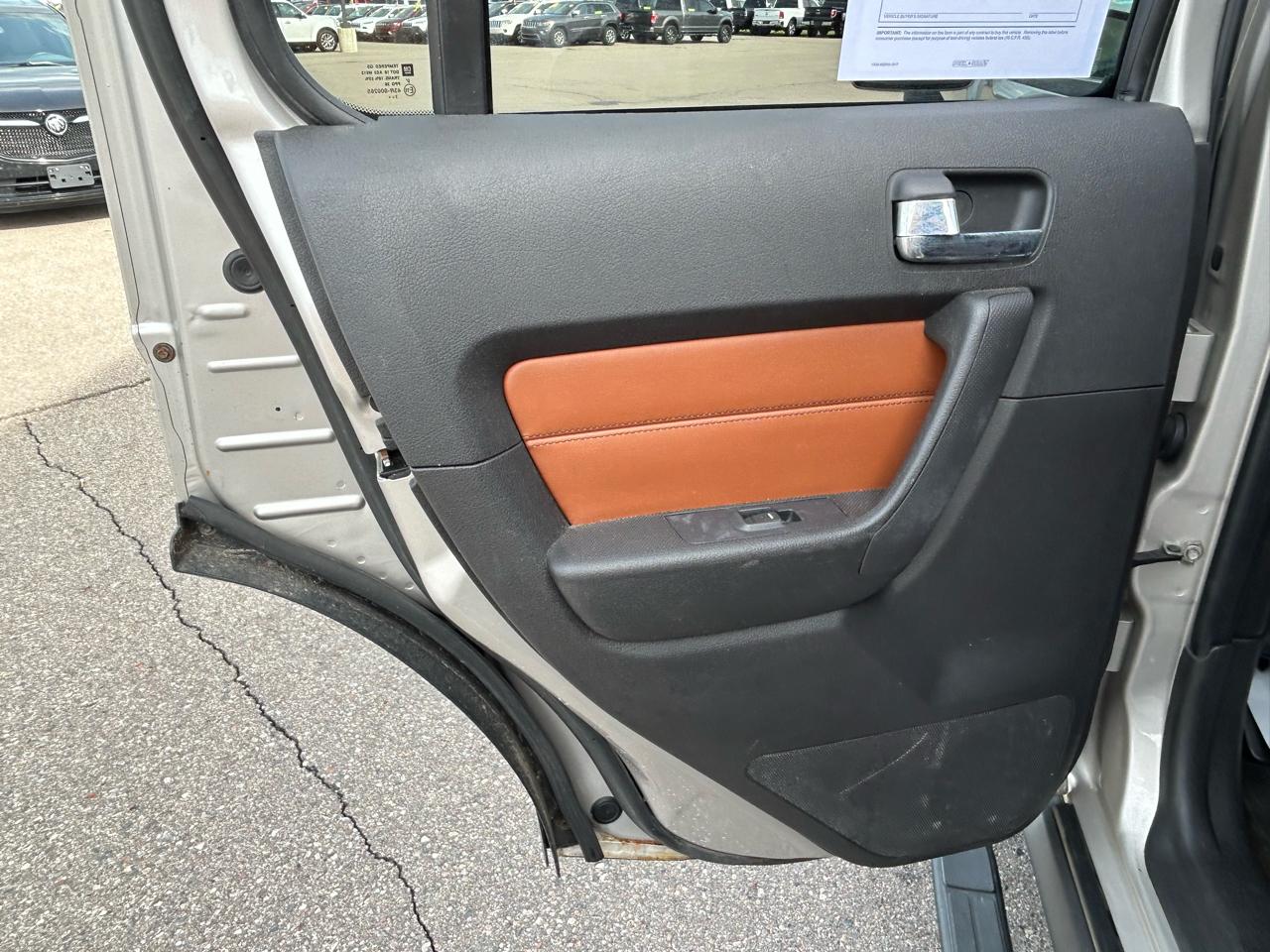 HUMMER H3 4WD 4dr SUV Luxury 2008