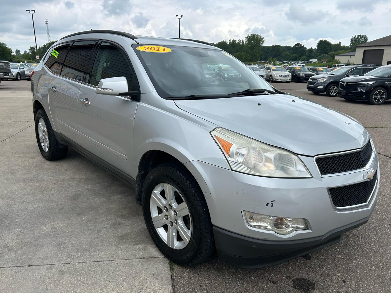 Chevrolet Traverse FWD 4dr LT w/1LT 2011