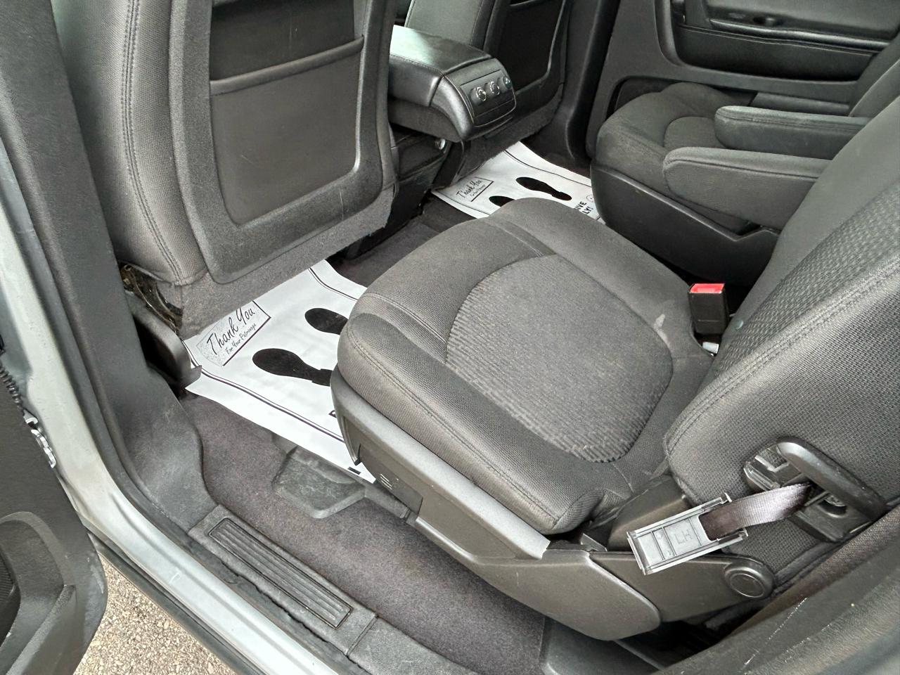 Chevrolet Traverse FWD 4dr LT w/1LT 2011
