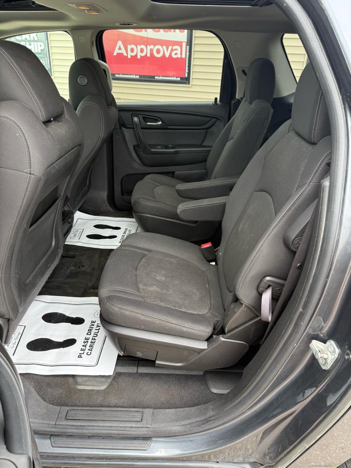 GMC Acadia AWD 4dr SLE w/SLE-2 2013
