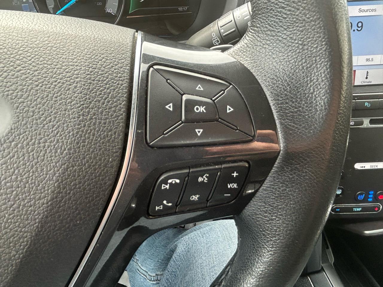 Ford Explorer Limited 4WD 2017