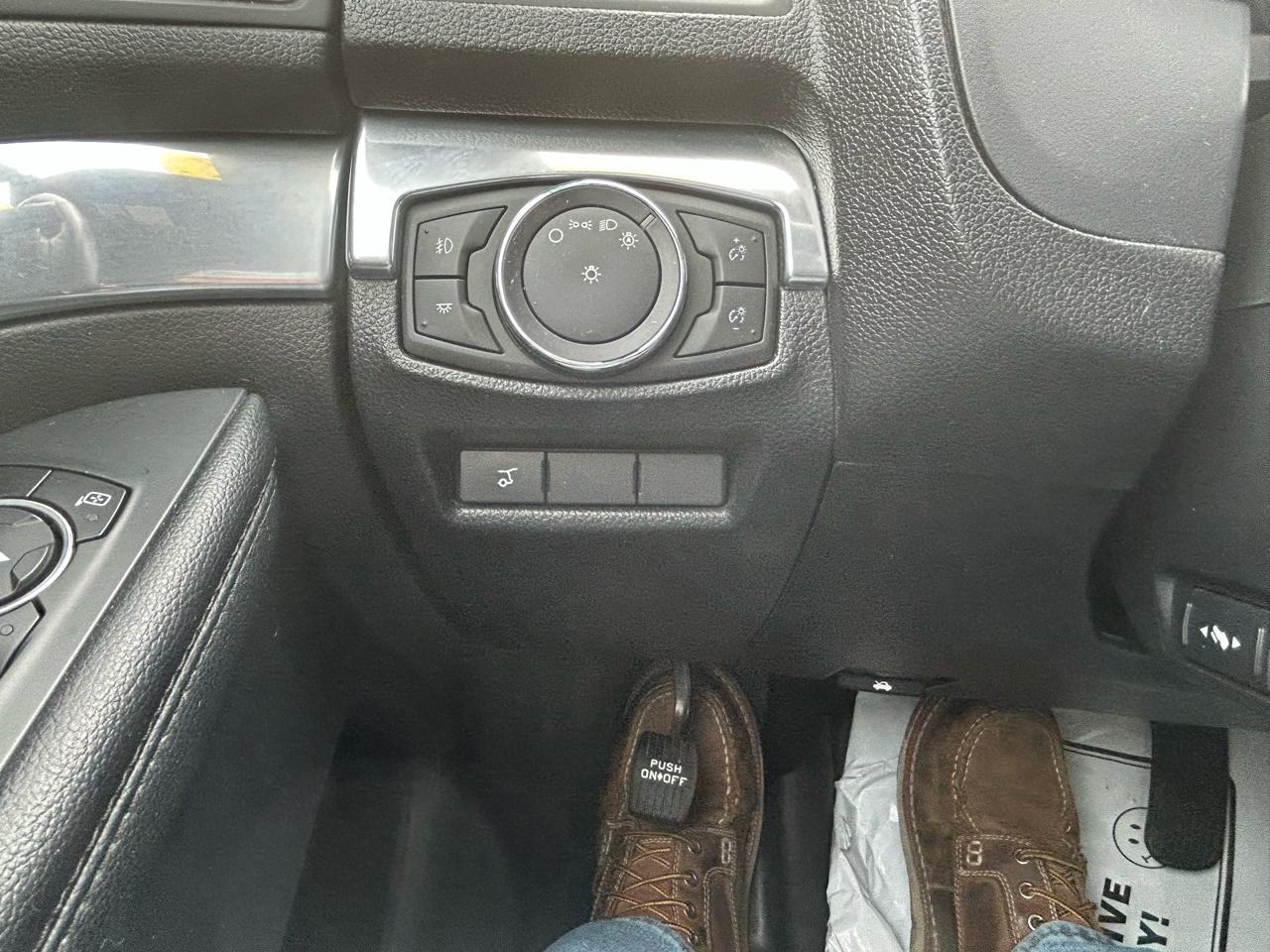 Ford Explorer Limited 4WD 2017
