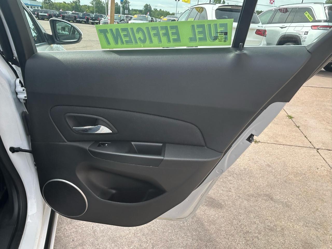 Chevrolet Cruze 4dr Sdn LT w/2LT 2012