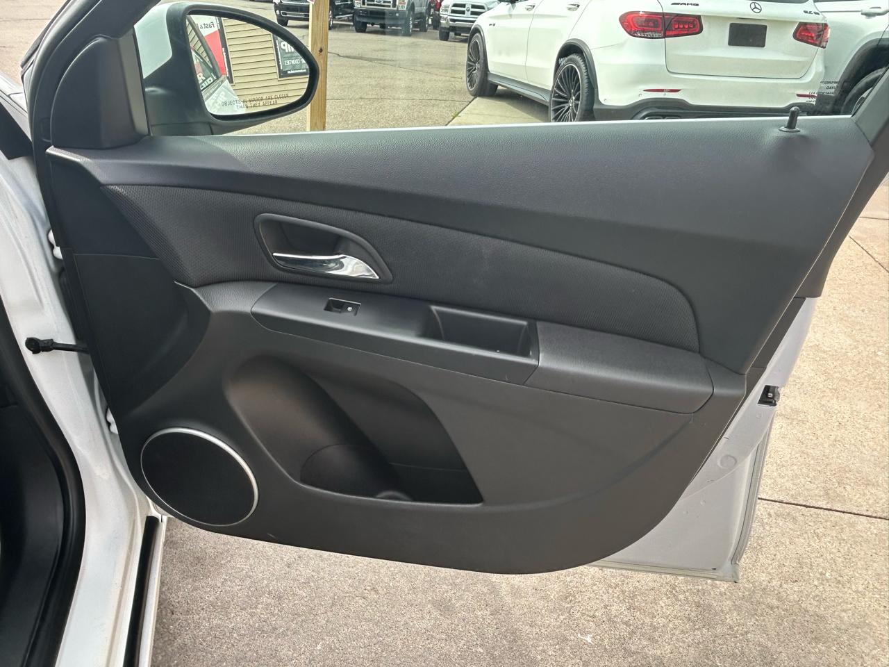 Chevrolet Cruze 4dr Sdn LT w/2LT 2012