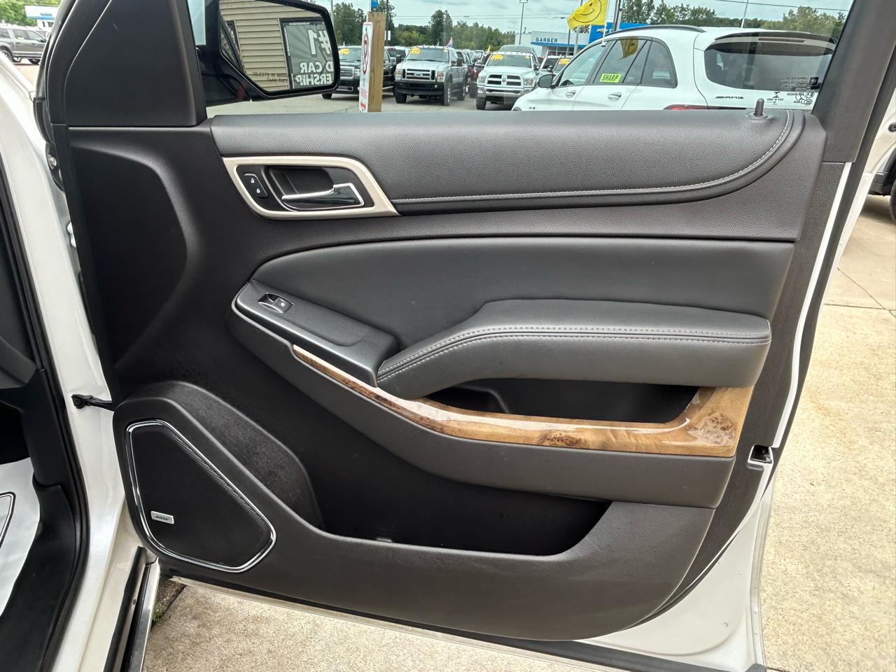 GMC Yukon XL 4WD 4dr Denali 2016