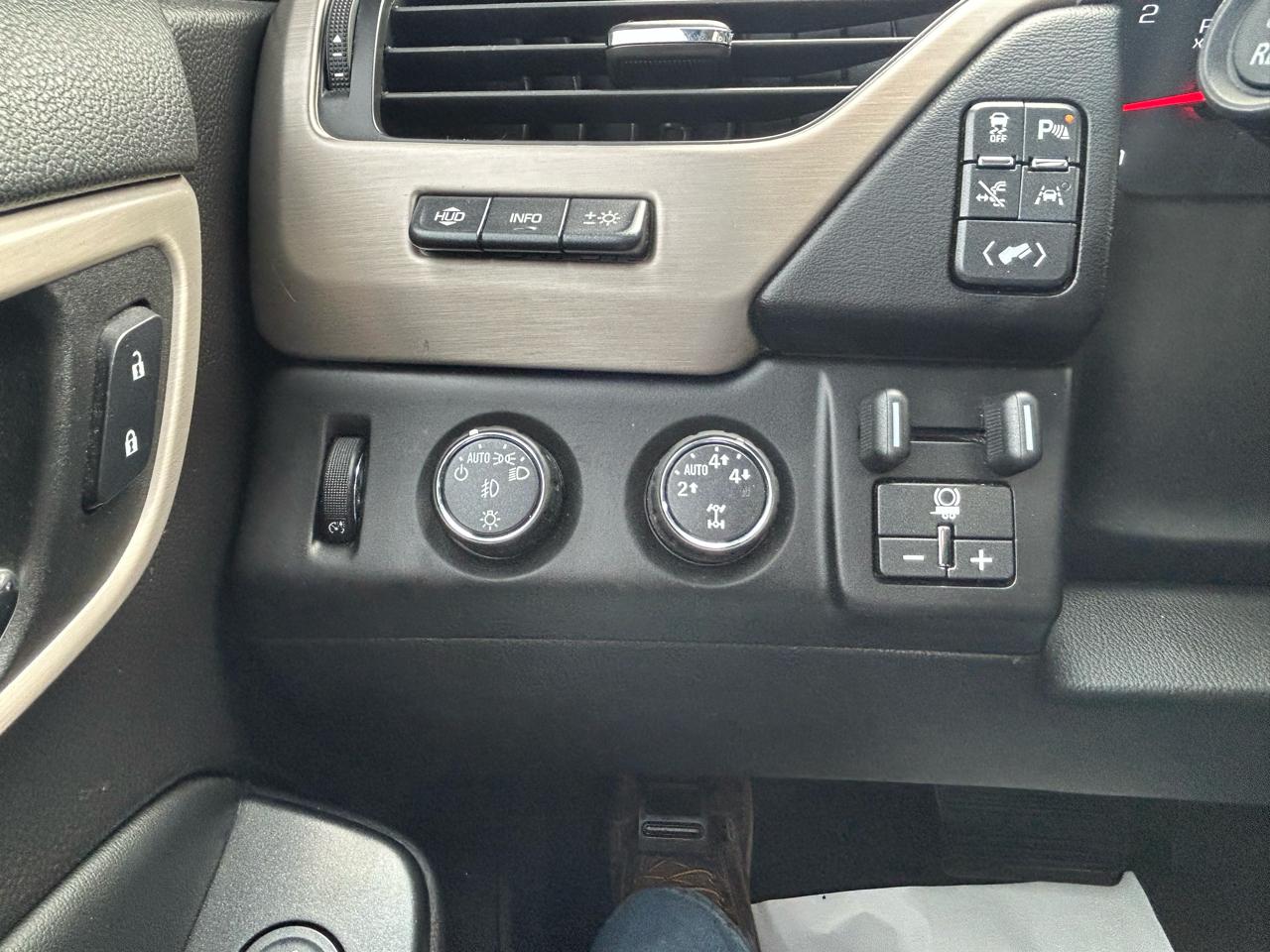 GMC Yukon XL 4WD 4dr Denali 2016