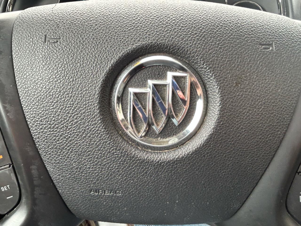 Buick Enclave FWD 4dr Leather 2013