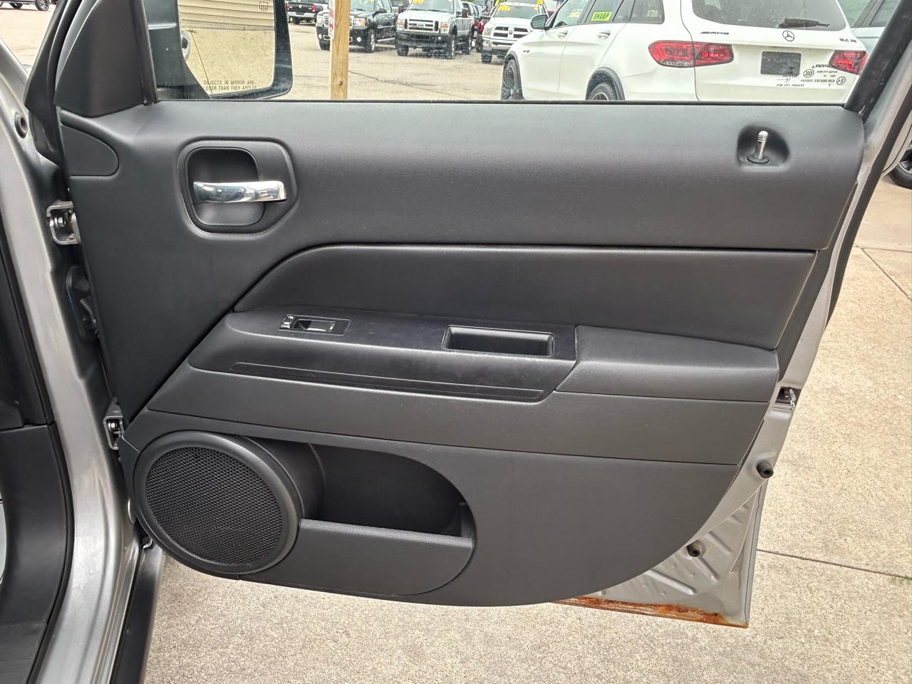 Jeep Patriot FWD 4dr Sport 2015
