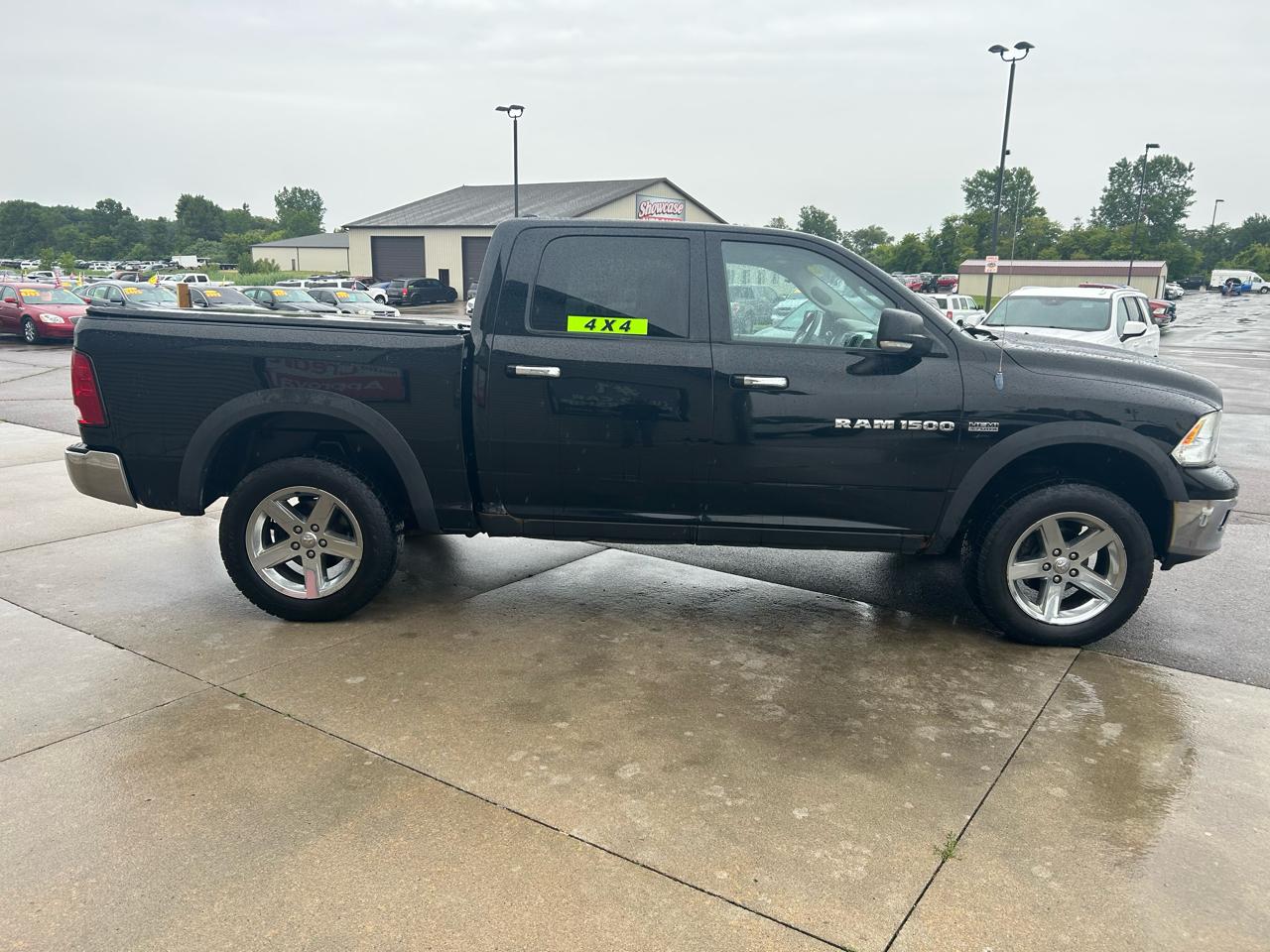 RAM 1500 4WD Crew Cab 140.5" Big Horn 2012