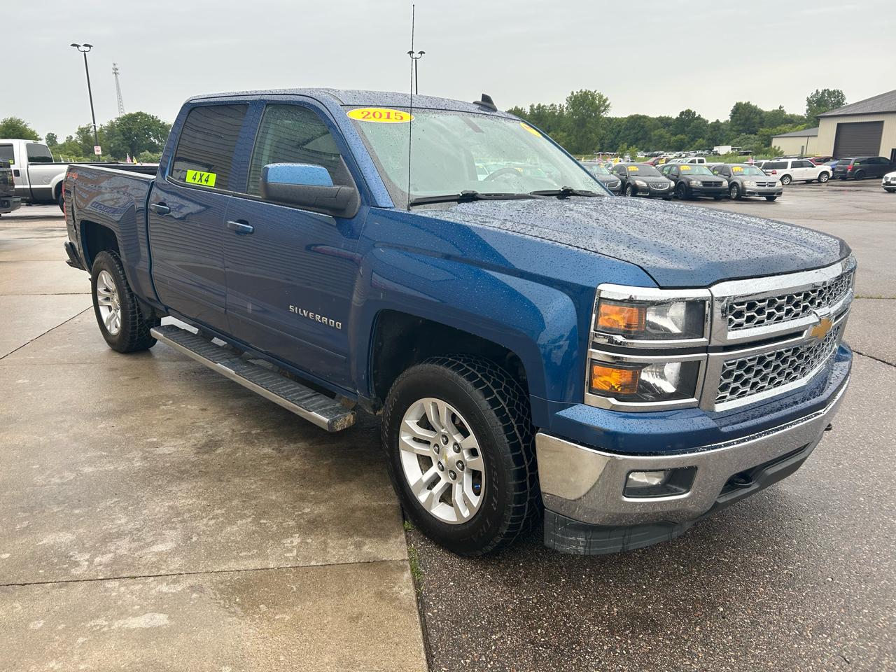 Chevrolet Silverado 1500 4WD Crew Cab 143.5" LT w/1LT 2015