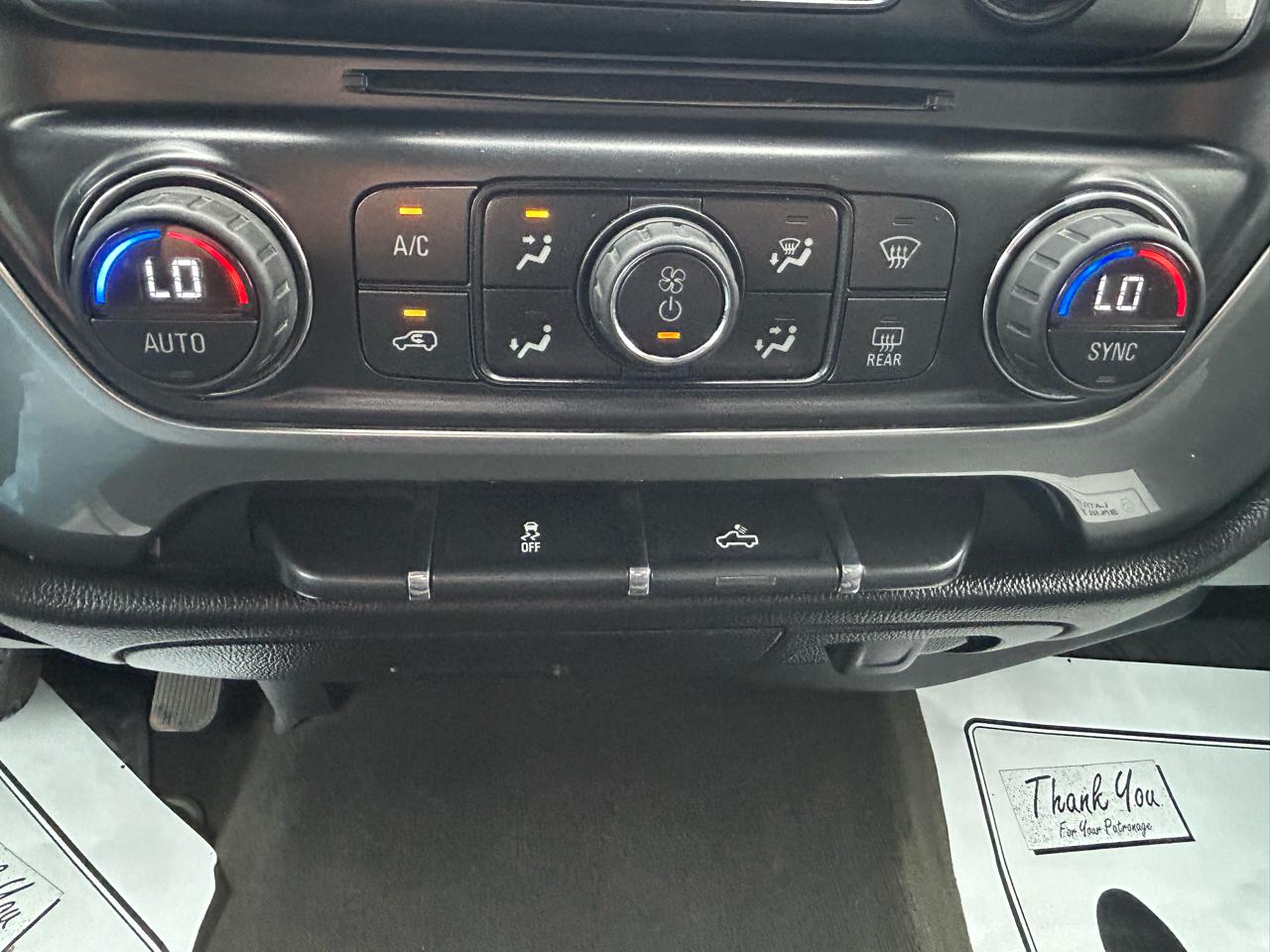Chevrolet Silverado 1500 4WD Crew Cab 143.5" LT w/1LT 2015